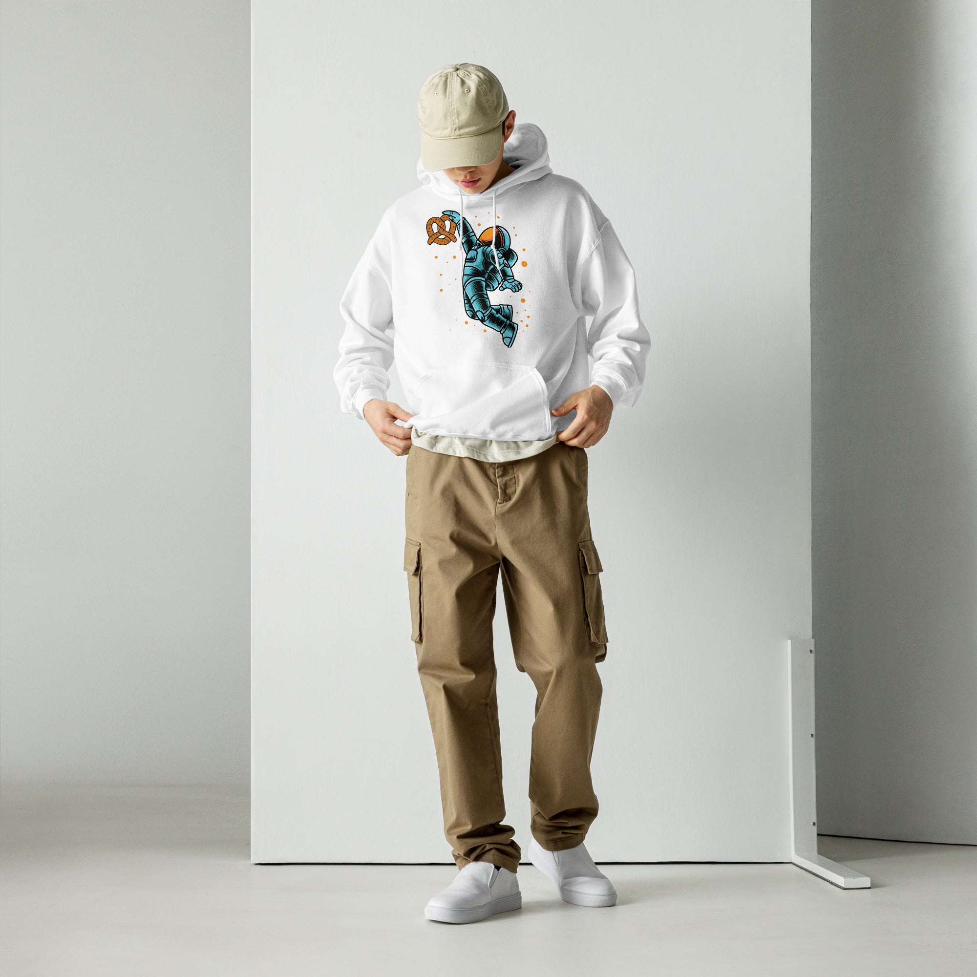 ASTRO CRUNCH HOODIE – Moore Crunch